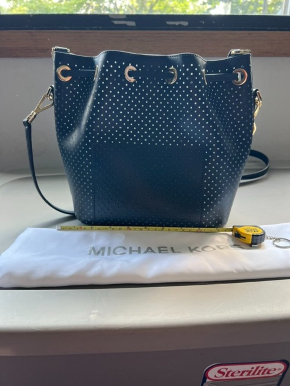 Michael Kors Greenwich Medium Bucket Handbag